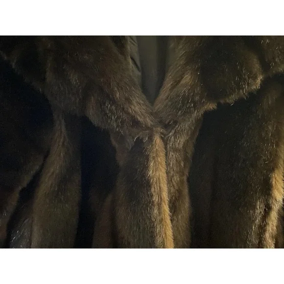 VNTG Suziklo RARE Made in Paris France Faux Fur Coat Chocolate Brown Size 1